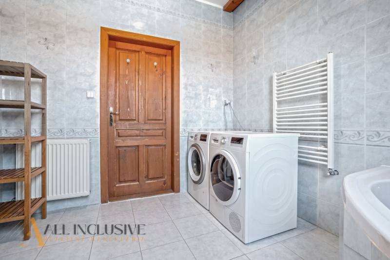 9 - 2025-08-20T120828.220.jpg