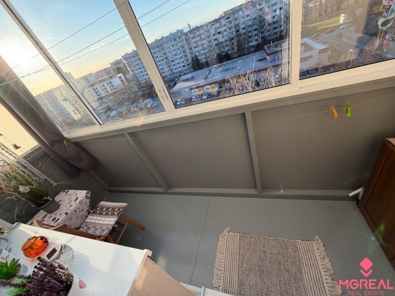 In a 3-room apartment on P.O. Hviezdoslava in Topoľčany, there is a glazed loggia with a view.