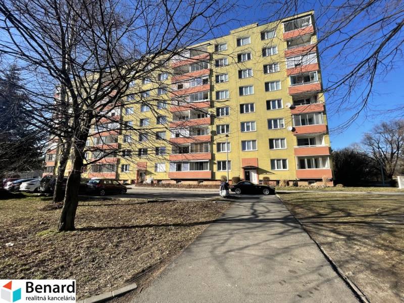 Apartment building on Matice Slovenskej Street in Prešov offering a 3-room apartment.