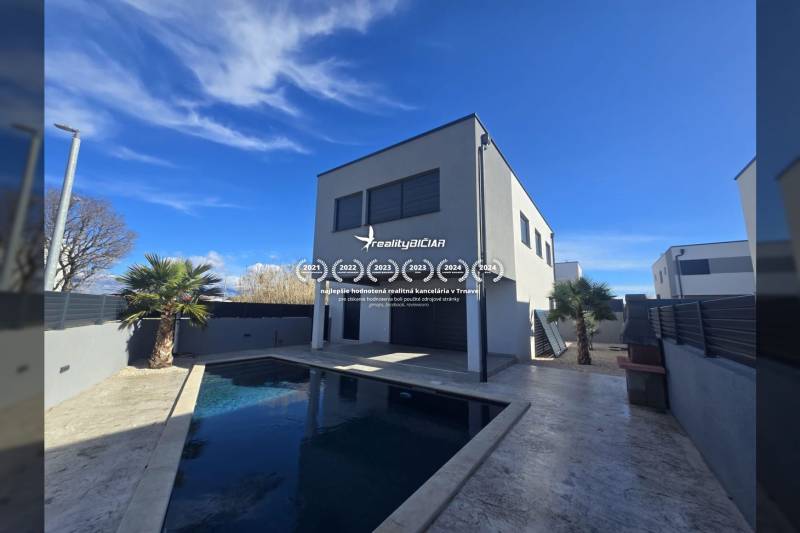 Villa on Zukve Street in Vrsi, with a pool and modern architectural lines.