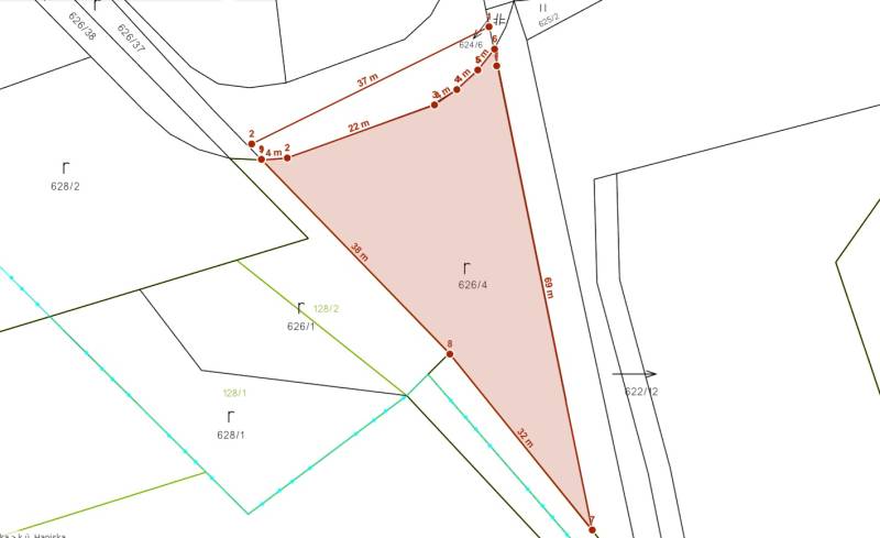 Map of residential land in the village of Haniska, with marked dimensions and parcel boundaries.