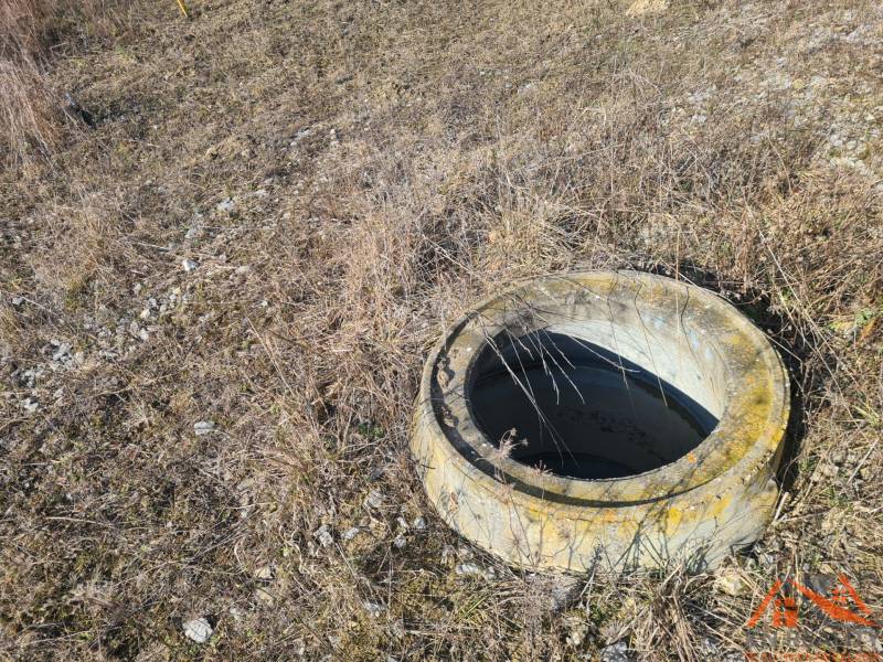 Concrete shaft on a residential plot in Nové Zámky.