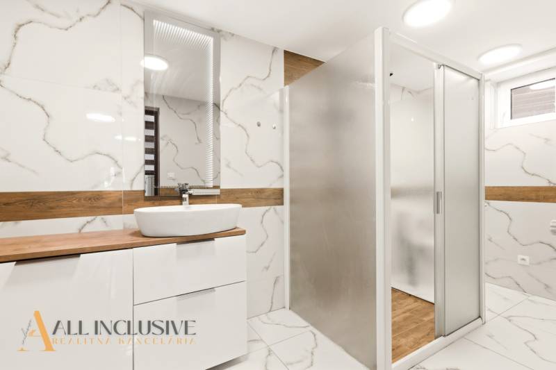 RÓBERT ŠIMON - ALL INCLUSIVE REAL