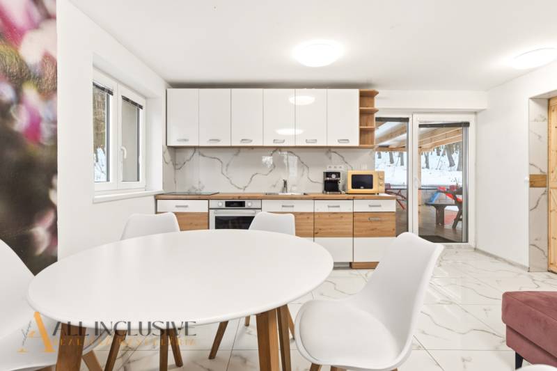 RÓBERT ŠIMON - ALL INCLUSIVE REAL