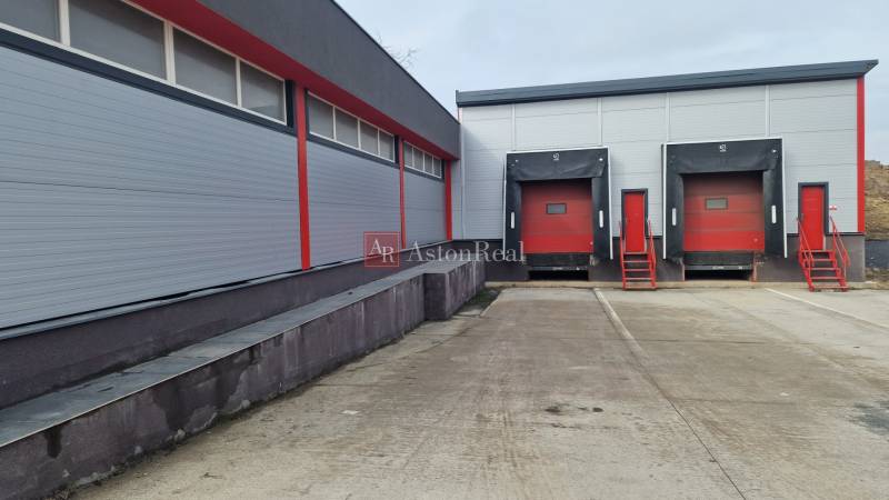 Warehouses and halls with loading ramps on Východná Street in Poprad.