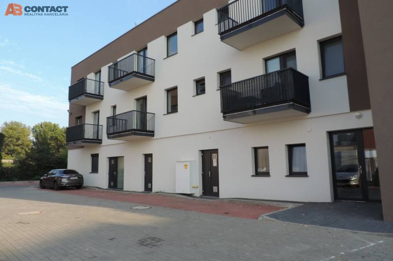 The new building on Bodona Street with balconies offers new studio apartments for rent.