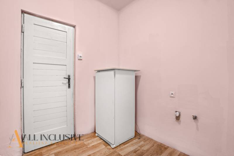 20 - 2025-12-15T125535.677.jpg