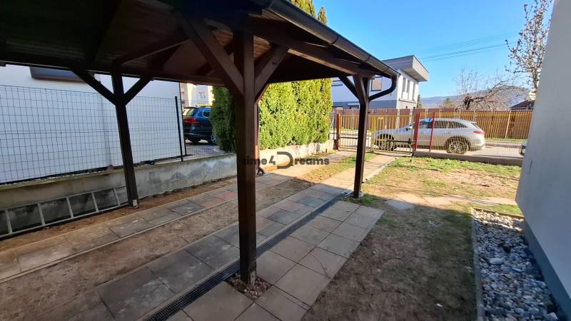 Shelter with paving and a view of Nitrianska Street, Nitra, near a 3-room apartment.