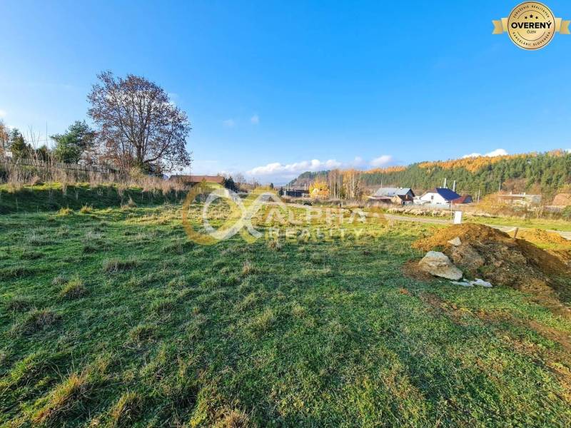 A residential plot in Markušovce with a view of nature and surroundings.