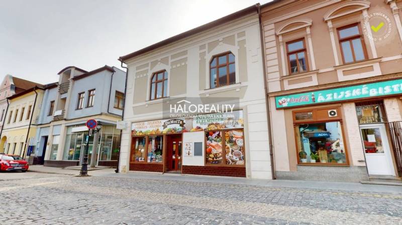 Commercial premises in Rimavská Sobota, shops with fruit and an Asian bistro.