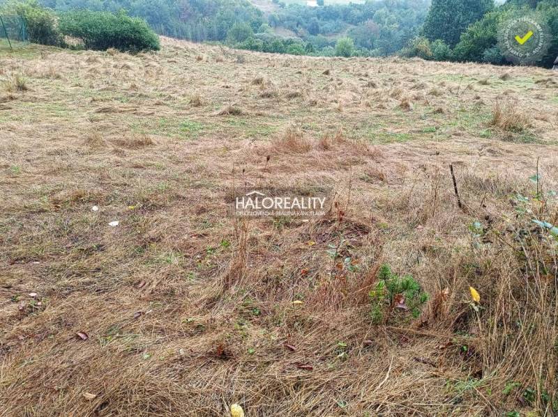 Land suitable for living in Gelnica, gently sloping terrain.