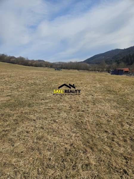 Recreational land in Belá with mountain views and open countryside.