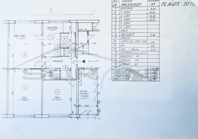 Floor plan of a 3-room apartment with rooms: kitchen, rooms, bathroom, hallway.