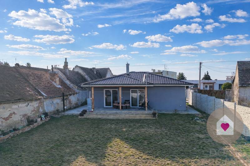 Malé leváre_3i dom na predaj (3).JPG