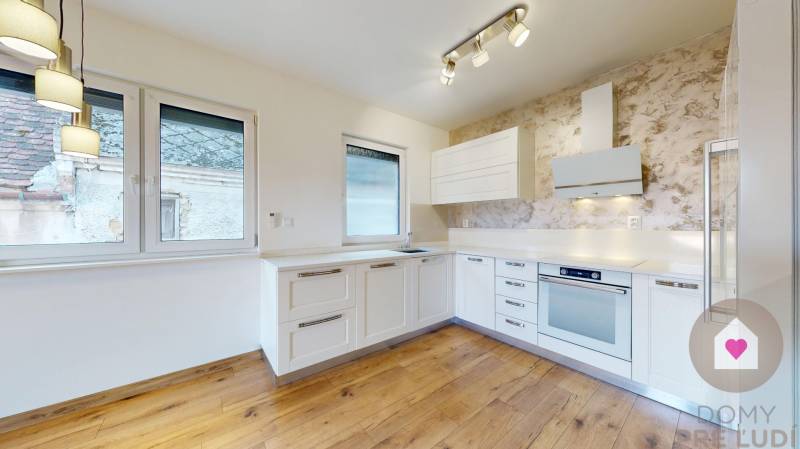 Predaj  3i modernej novostavby RD s tep. čerpadlom, garážou, terasou v obci Malé Leváre pri Malackách