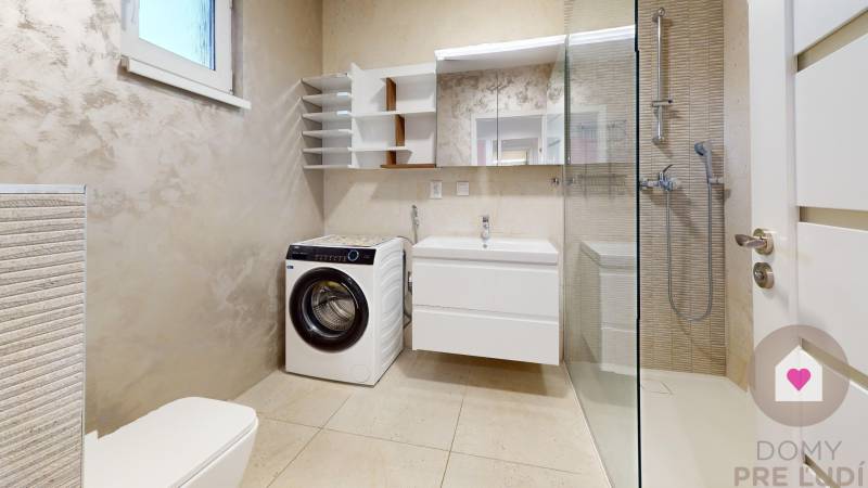 Predaj  3i modernej novostavby RD s tep. čerpadlom, garážou, terasou v obci Malé Leváre pri Malackách