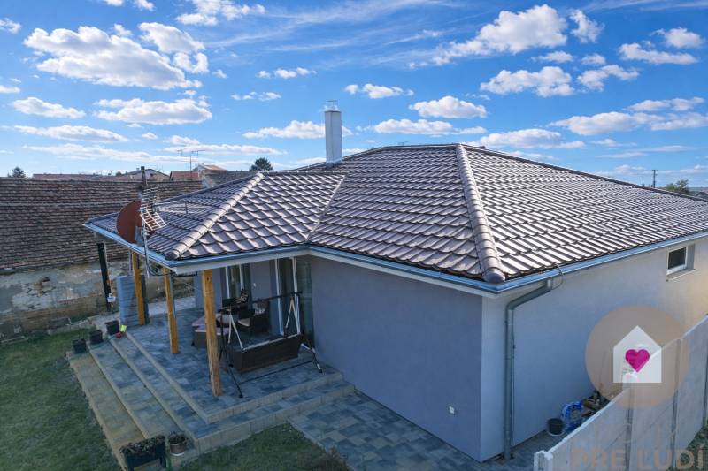 Malé leváre_3i dom na predaj (6).jpg