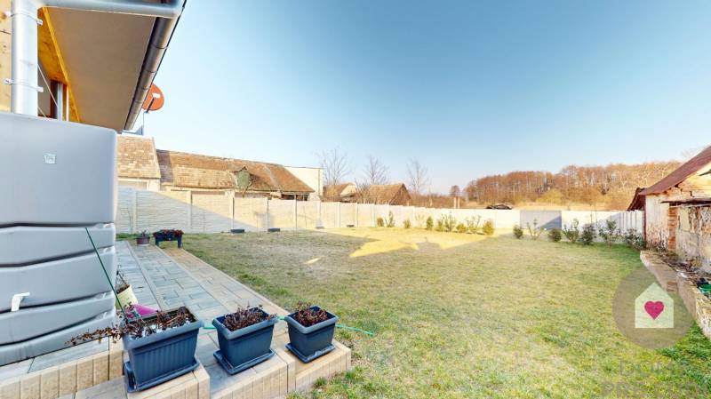 Predaj  3i modernej novostavby RD s tep. čerpadlom, garážou, terasou v obci Malé Leváre pri Malackách