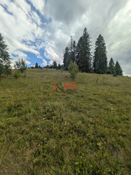 J&MZ stavebný pozemok