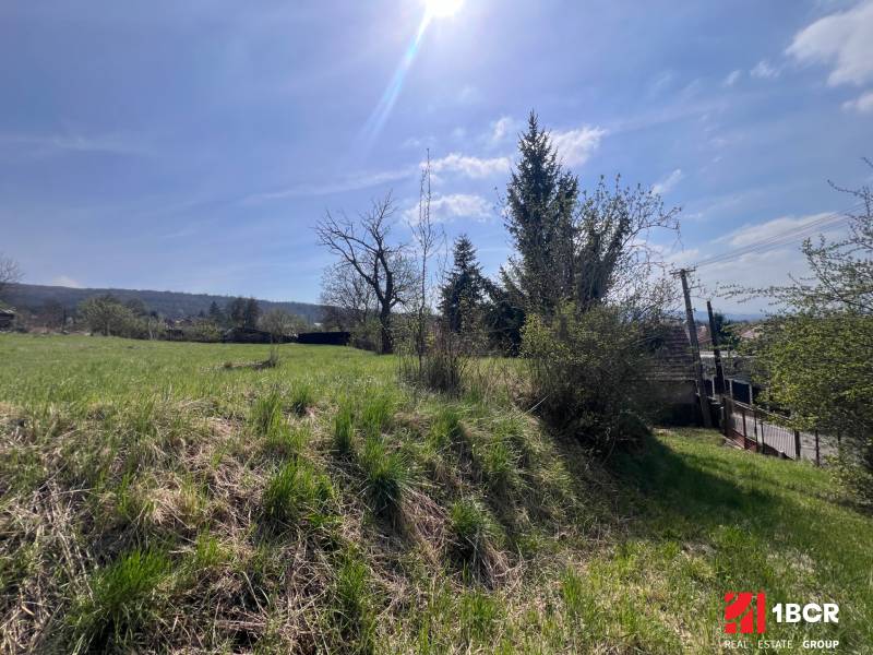 Plots - residential on Budovateľská in Marianka, sloping green area with a view.