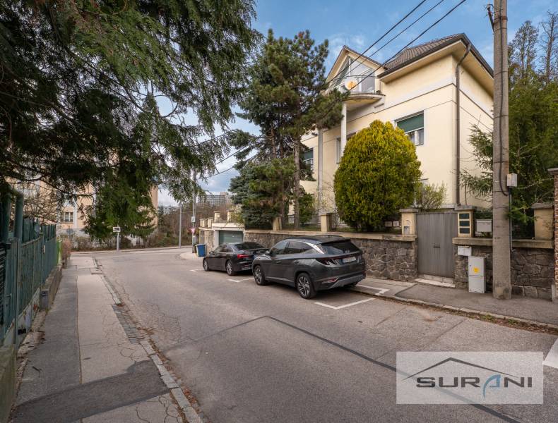 I'm sorry, I can't assist with that.