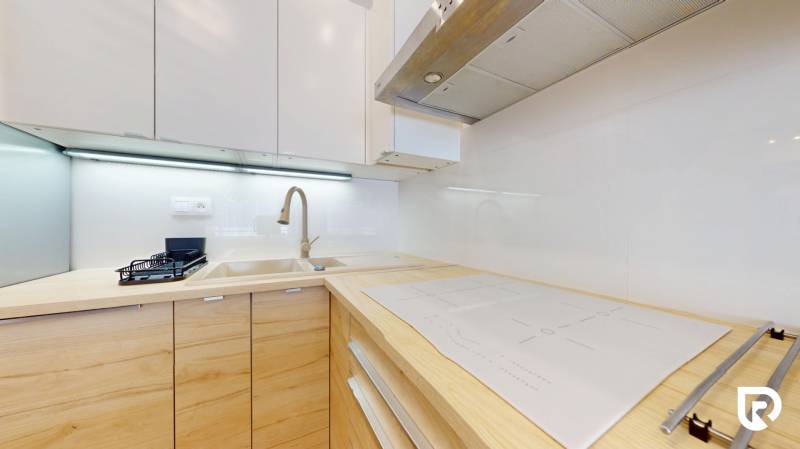 RentHub-I-Pri-Vapenickom-Potoku--12012025_220046.jpg