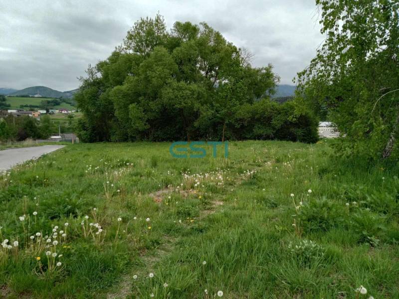 A residential plot on Chotárna in Žilina, with a view of nature and the surroundings.