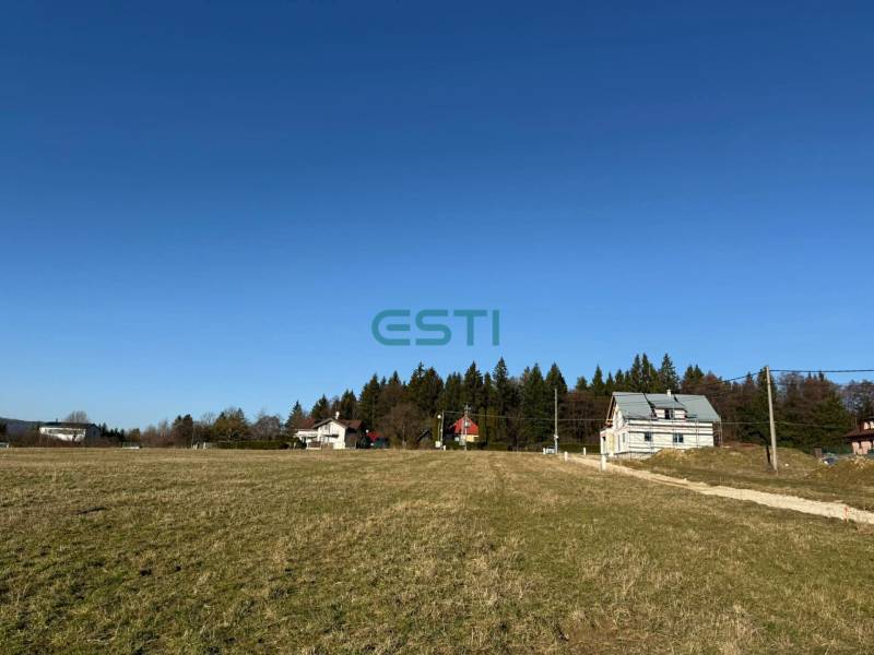 Land with building plots on Borie Street in Stránske.