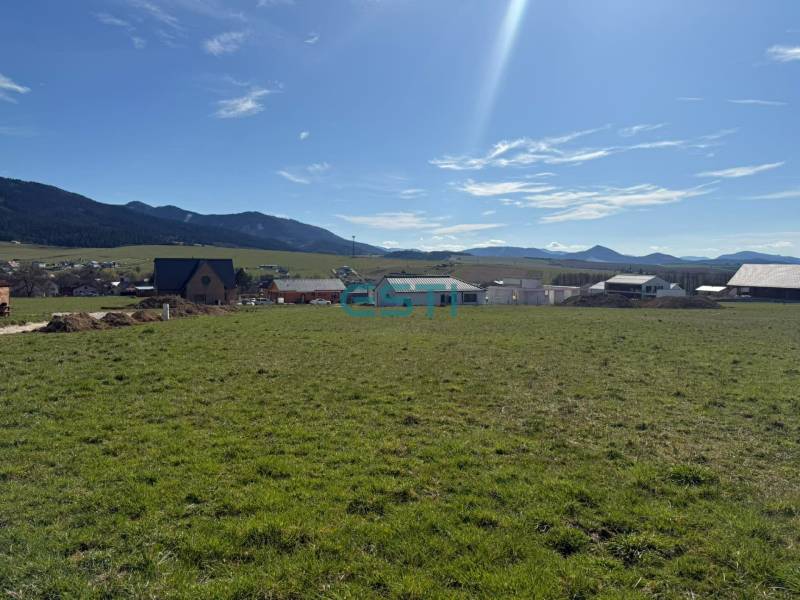 Plots - housing in Stránske on Borie Street with a view of the surrounding countryside.