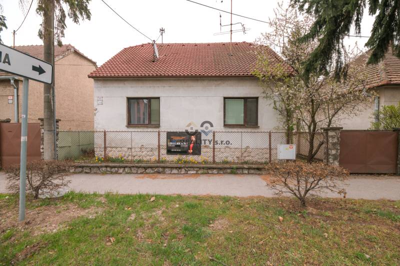 A family house on Zelenečská Street in Trnava with a red tiled roof.