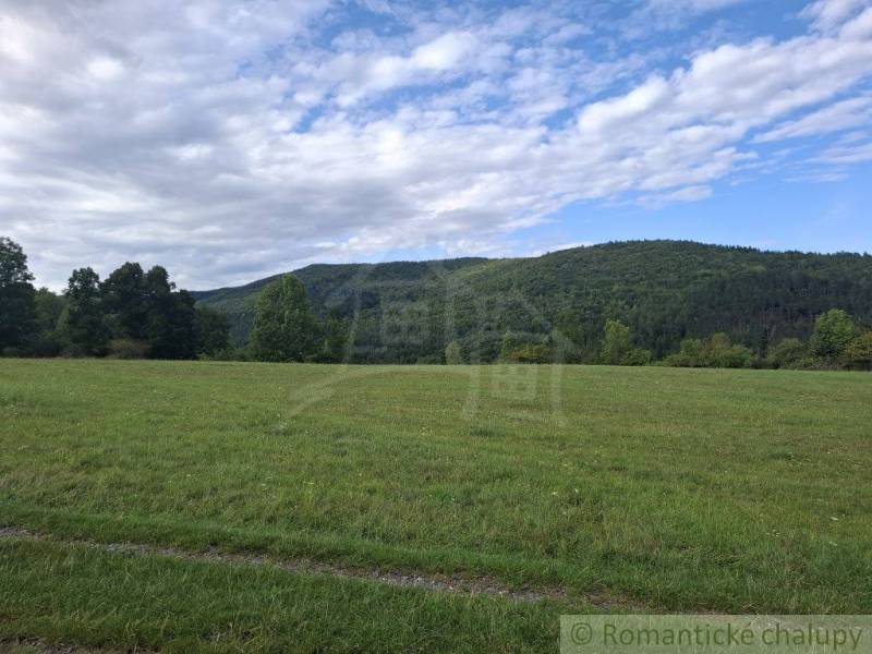 Vast meadows in Horný Tisovník suitable for plots - living, surrounded by greenery and forests.