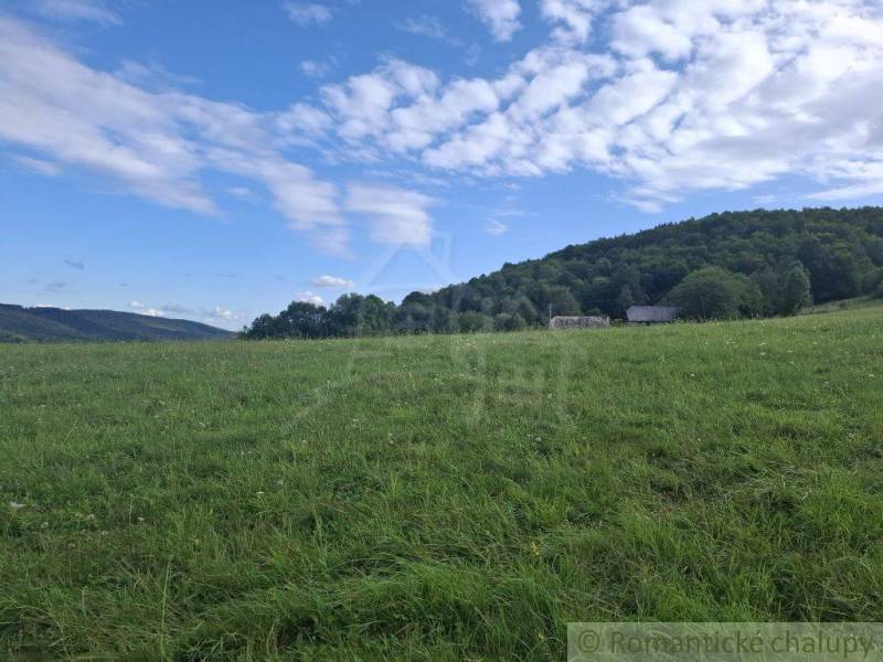 Greenery and hills in Horný Tisovník, ideal plots - living with a natural scenery.