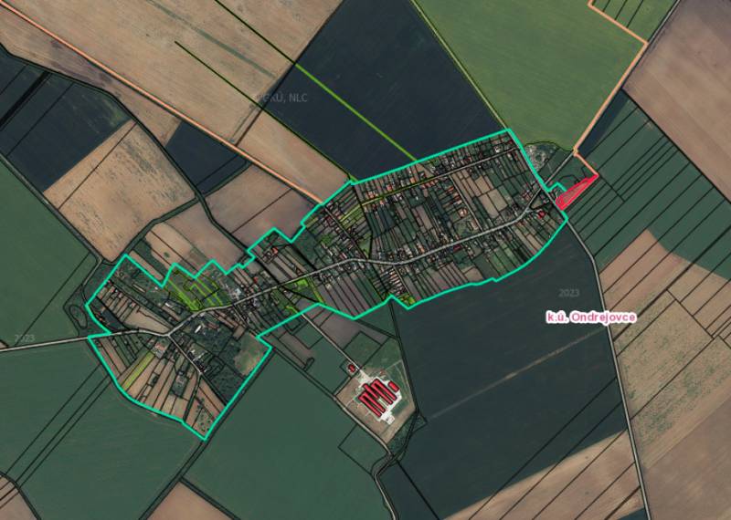 An aerial map of the Gardens in Ondrejovce shows fields and the layout of buildings.