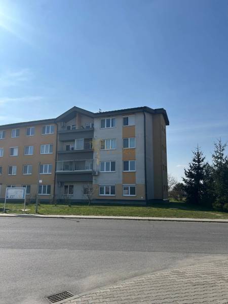 Apartment building on M.R. Štefánik Street in Most pri Bratislave, 3-room apartment.