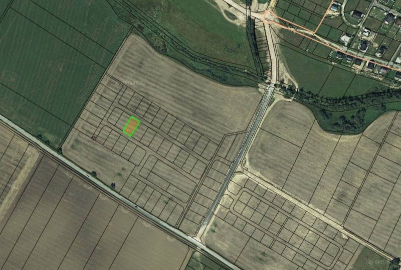 Aerial view of residential plots around Mlynica.