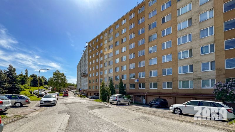 Apartment building on Clementisova Street in Košice, Dargovských Hrdinov district.