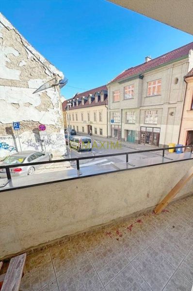 The balcony of a 3-room apartment on Štetinová Street in Bratislava with a view of the Old Town.
