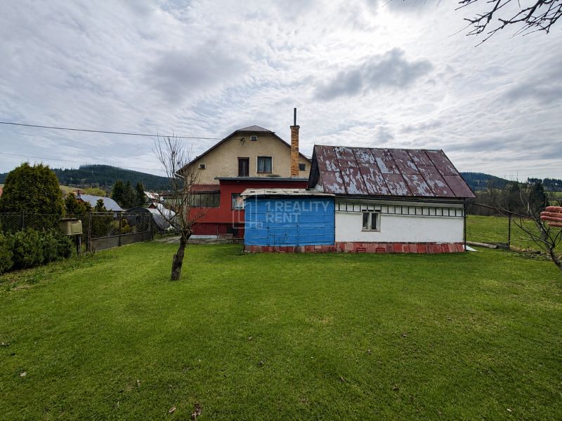 A family house on Vysoká nad Kysucou Street, Vysoká nad Kysucou, surrounded by a green lawn.