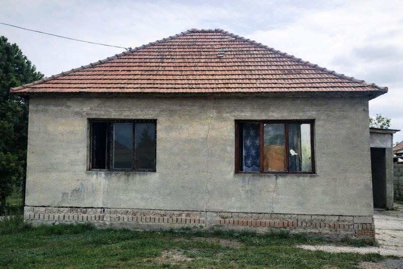 A family house in Nový Život on Malý Máger - Tonkovce Street with a simple facade and a brick roof.