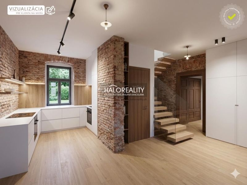 The attic of a family house with wooden beams and skylights in Nová Lesná.