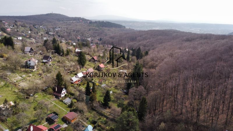 A view of picturesque cottages on Kavečianska Road in Košice - the Sever district.