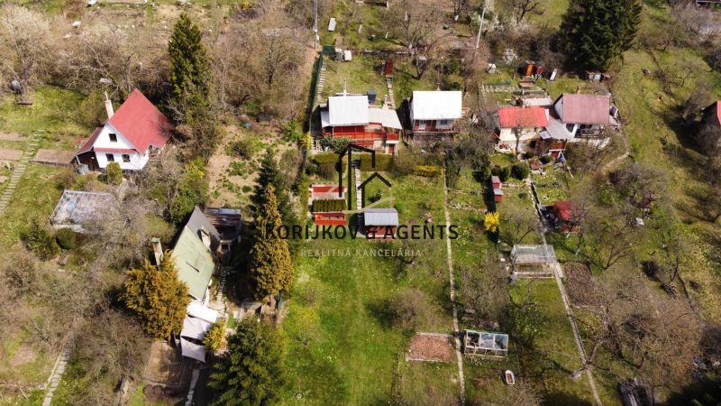 Aerial view of cottages and gardens on Kavečianska Road, Košice - Sever district.