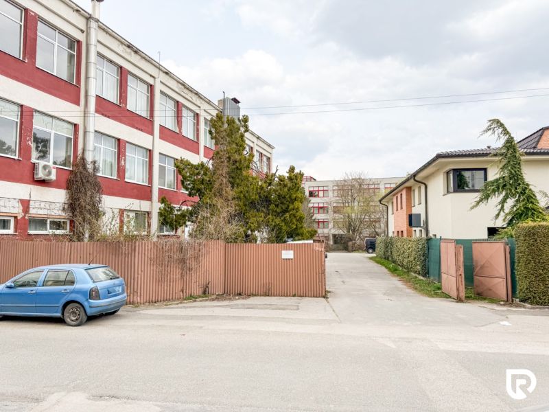 The exterior of commercial premises on Jána Zigmundíka in the town of Vrbové.