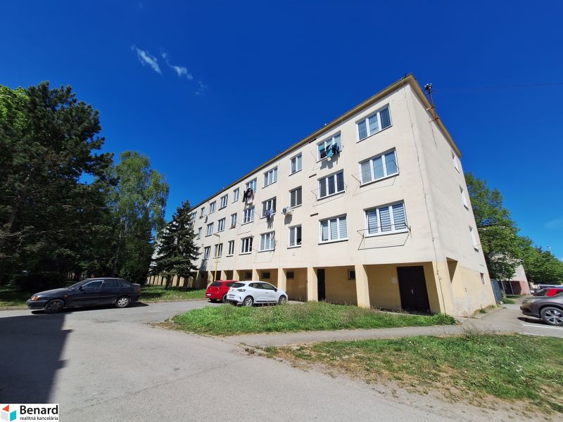 Apartment building on Železiarenská Street in Košice, Šaca district, with parking.