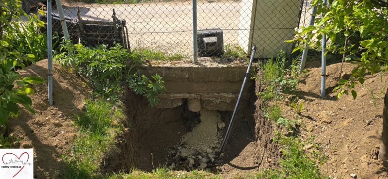 Excavation near the cottage in Nové Vinohrady in Suchá nad Parnou.