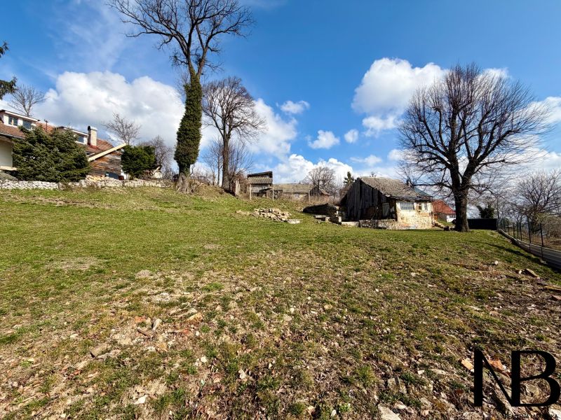 Spring panorama from the street in Lubina ideal for residential plots.