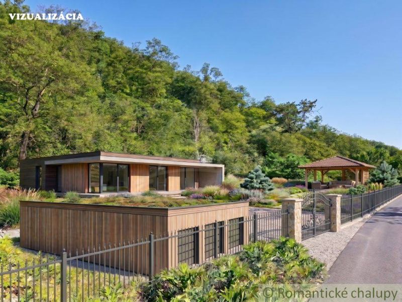 Modern wooden building in a natural setting, ideal for plots - living in Šiatorská Bukovinka.