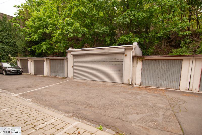 The exterior of the garage on Beblavého Street in Bratislava - Old Town amidst greenery.