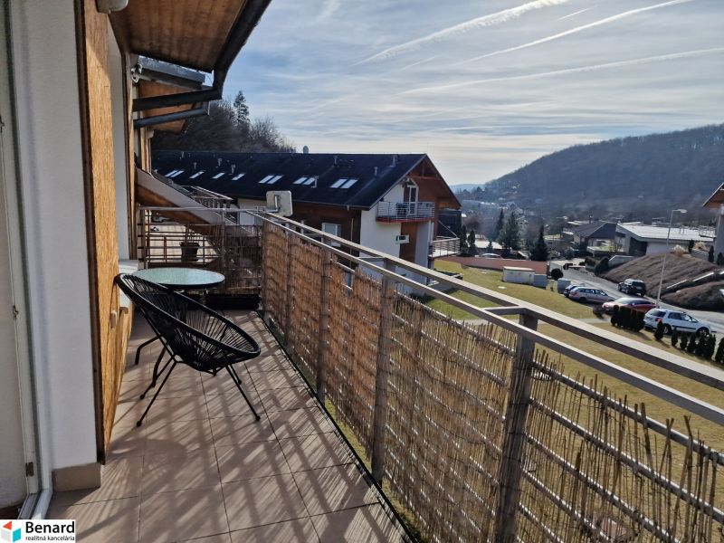 View from the balcony of a 3-room apartment on Pustá dolina in Prešov with wicker railing.