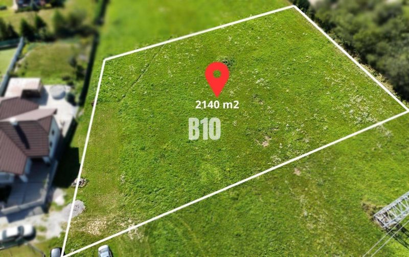 The plots in the village of Nesluša offer a living area of 2140 m².